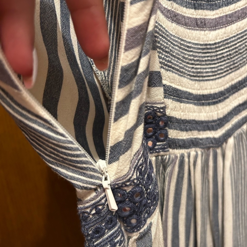 American Eagle Romper - Picture 7 of 7